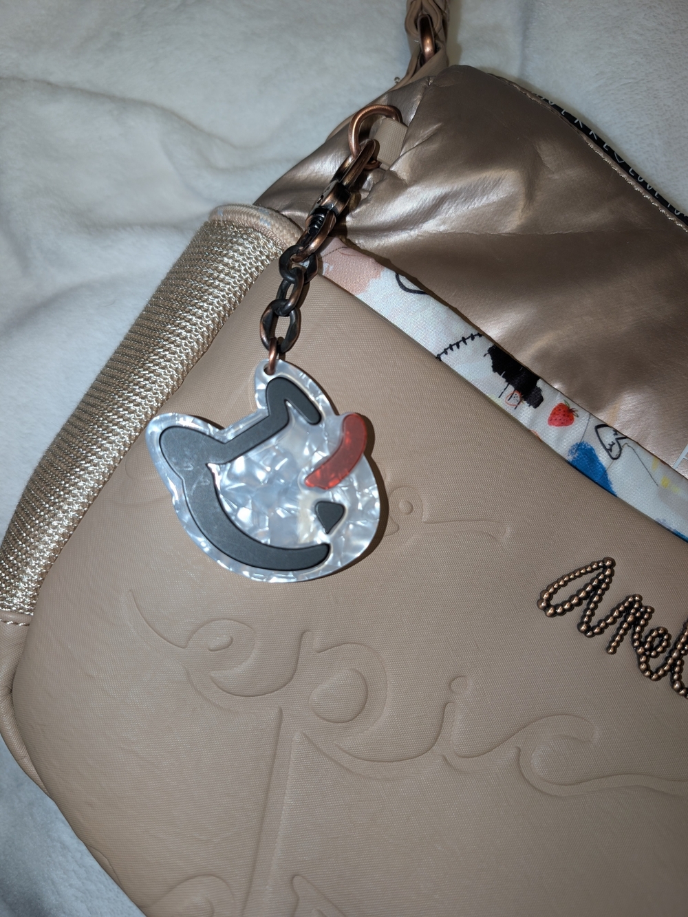 Genuine anekke "Fun & Music" Beige And Blue With Patterns Shoulder Bag